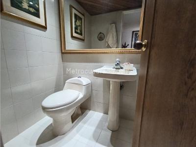 Apartamento en venta en Lalinde, Medellín · foto 5 de 19