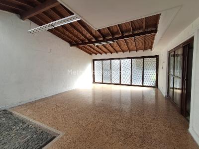 Casa en arriendo en Conquistadores, Medellín · foto 3 de 20