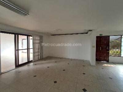 Casa en arriendo en Conquistadores, Medellín · foto 9 de 20