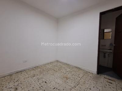 Casa en arriendo en Conquistadores, Medellín · foto 17 de 20