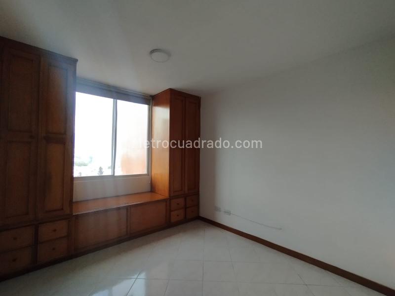 Apartamento Acogedor de 3 Alcobas en Loma de San Julián - 7