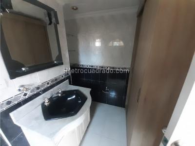 Apartamento de 3 alcobas en venta en Laureles, Medellín, 113 m² · foto 9 de 9