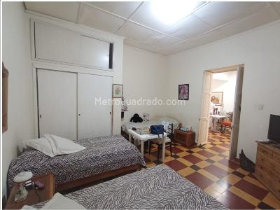 Casa de 5 alcobas en venta en Prado Centro, Medellín, 270 m² · foto 6 de 15