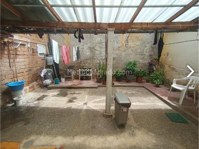 Casa de 5 alcobas en venta en Prado Centro, Medellín, 270 m² · foto 13 de 15