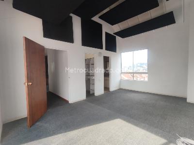 Apartamento de 4 alcobas en arriendo en Las Lomas, Medellín, 164 m² · foto 13 de 20