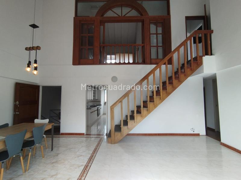 Exclusive 4BR Apartment in Las Lomas