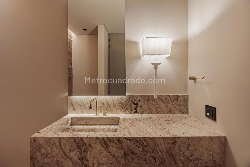 Luxurious 3BR Apartment for Rent in Las Lomas - 7