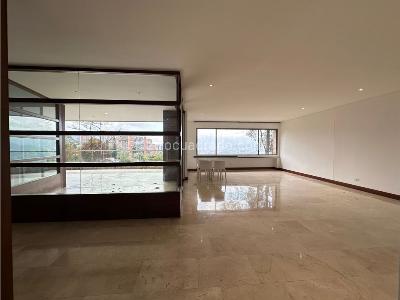 Apartamento de 3 alcobas en venta en Las Palmas, Medellín, 304 m² · foto 7 de 20