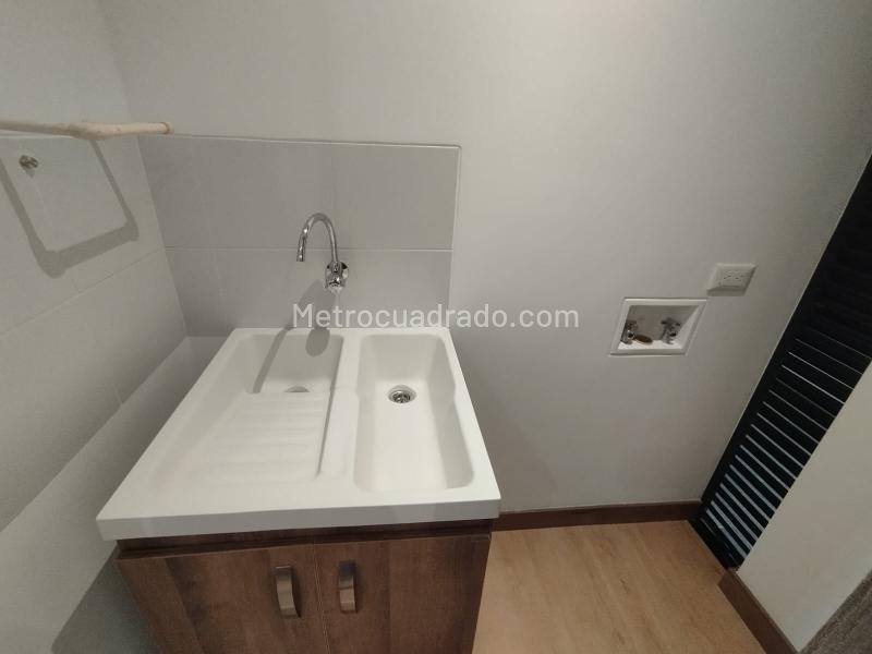 Apartamento Tipo Estudio de 1 Alcoba en Arriendo en Ciudad del Río - 7