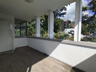 Apartamento en arriendo en Castropol, Medellín
