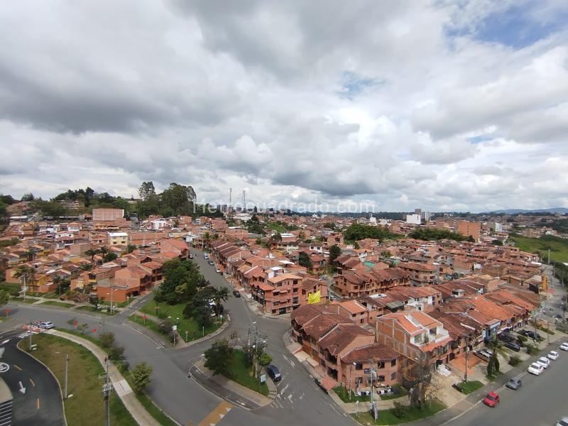 2BR Apartment in Rionegro (77 m²) - 4