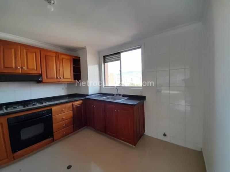 Apartamento Amplio de 3 Alcobas en El Nogal - 7