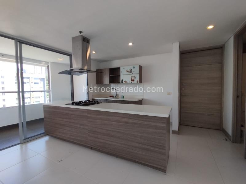 Spacious 3BR Apartment in Castropol - 3