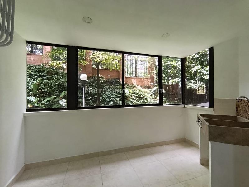 Amplio Apartamento de 3 Alcobas en Loma de San Julián - 3