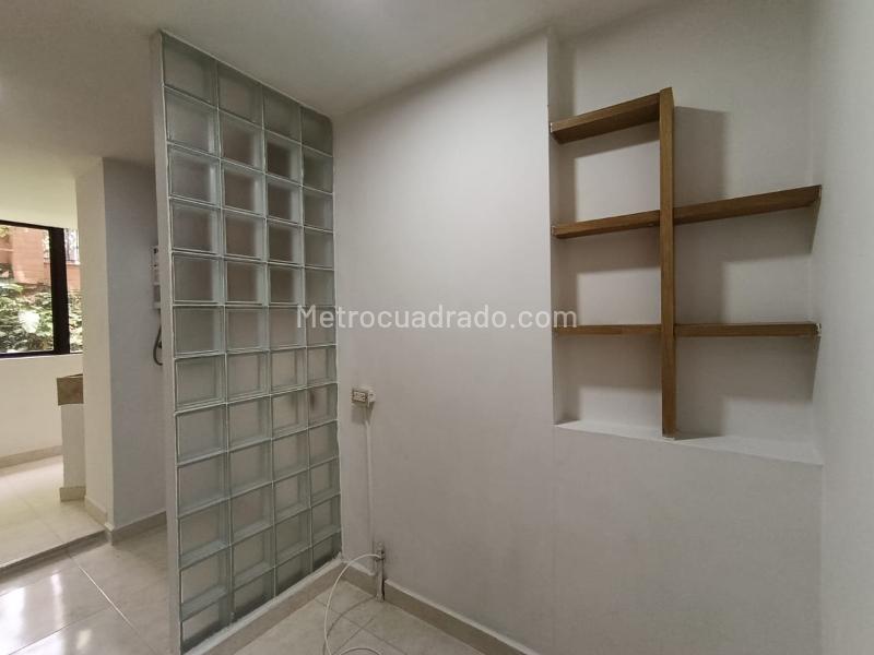 Amplio Apartamento de 3 Alcobas en Loma de San Julián - 6