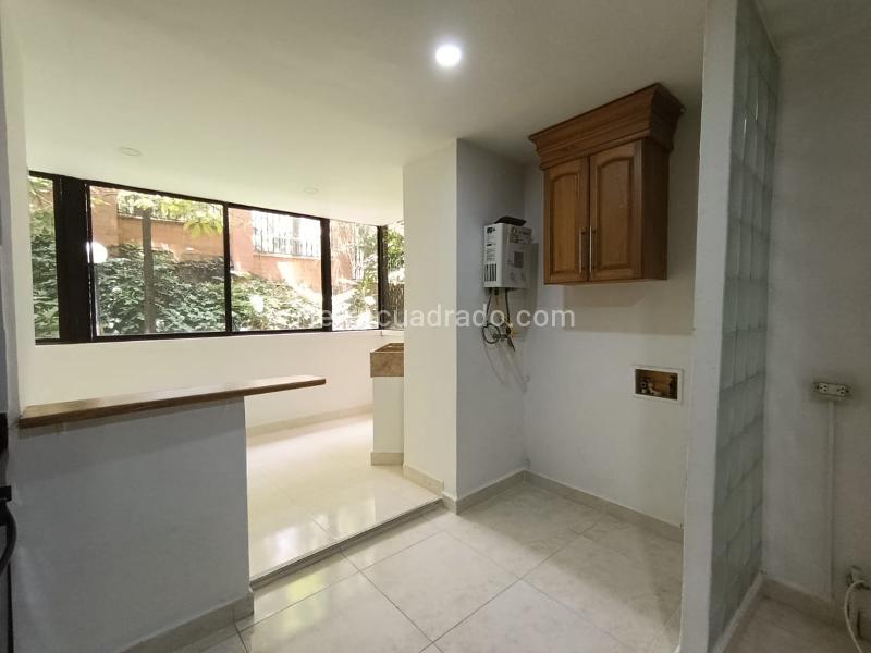 Amplio Apartamento de 3 Alcobas en Loma de San Julián - 7