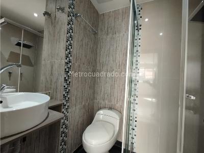 Apartamento de 3 alcobas en venta en El Poblado, Medellín, 137 m² · foto 15 de 17