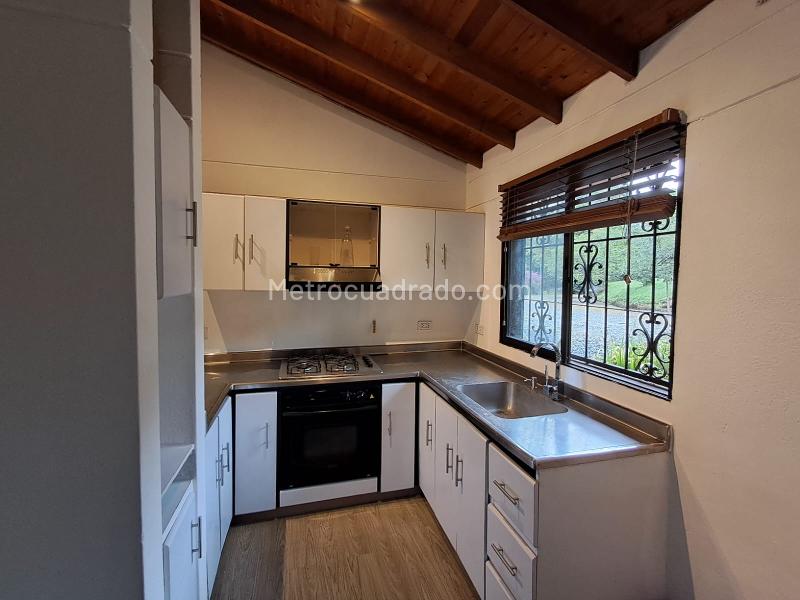 Casa en Arriendo, Loma Del Escobero Envigado, Envigado - 2