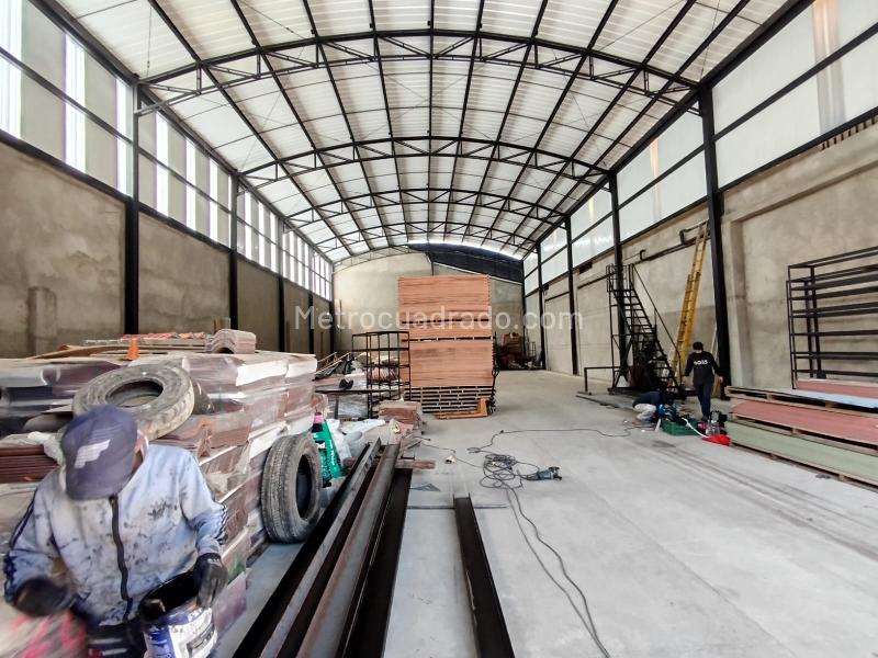 Bodega en Arriendo, Guasimalito, Bello – pohled 4