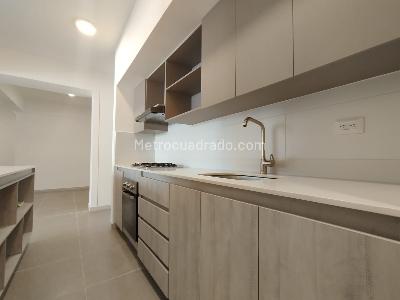 Apartamento en arriendo en Ciudad Del Rio, Medellín · foto 6 de 18
