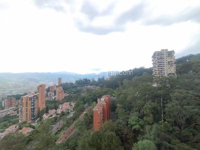 Apartamento de 2 alcobas en arriendo en Altos Del Poblado Cola Del Zorro, Medellín, 85 m² · foto 3 de 20