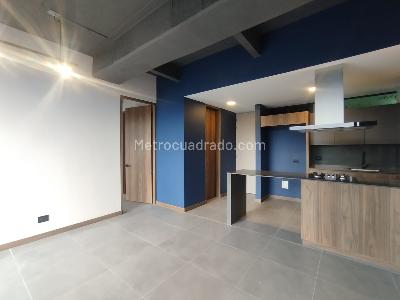 Apartamento de 2 alcobas en arriendo en Altos Del Poblado Cola Del Zorro, Medellín, 85 m² · foto 6 de 20