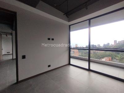 Apartamento de 2 alcobas en arriendo en Altos Del Poblado Cola Del Zorro, Medellín, 85 m² · foto 14 de 20