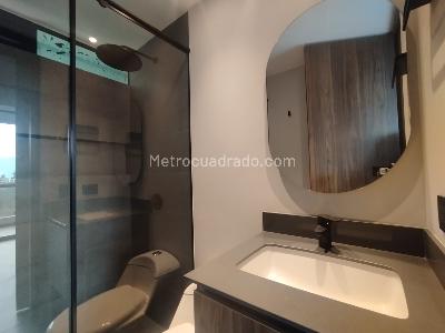 Apartamento de 2 alcobas en arriendo en Altos Del Poblado Cola Del Zorro, Medellín, 85 m² · foto 18 de 20