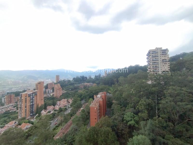 Apartamento Cómodo de 2 Alcobas en Altos del Poblado - 3