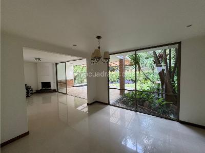 Casa de 3 alcobas en venta en No Aplica, Envigado, 218 m² · foto 15 de 20