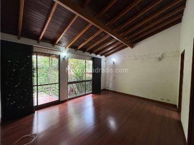 Casa de 3 alcobas en venta en No Aplica, Envigado, 218 m² · foto 18 de 20