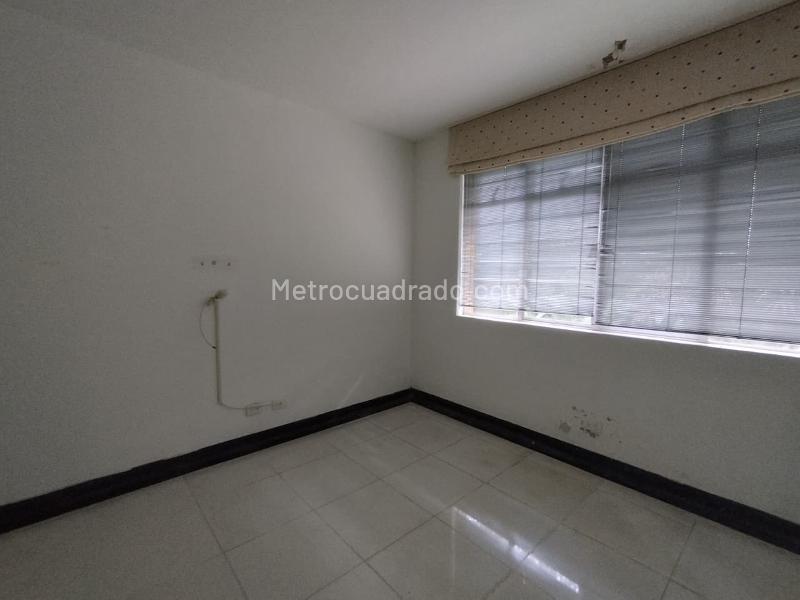 Commercial House in Santa Maria De Los Angeles - 5