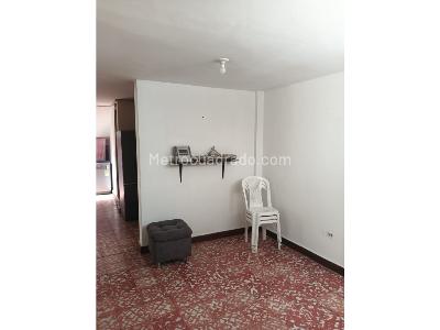 Casa de 5 alcobas en venta en El Paraiso, Bello, 208 m² · foto 5 de 20