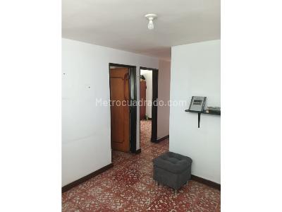 Casa de 5 alcobas en venta en El Paraiso, Bello, 208 m² · foto 8 de 20