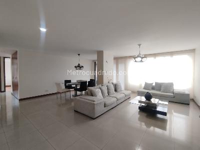 Apartamento de 3 alcobas en arriendo en El Campestre La Frontera, Medellín, 170 m² · foto 4 de 20
