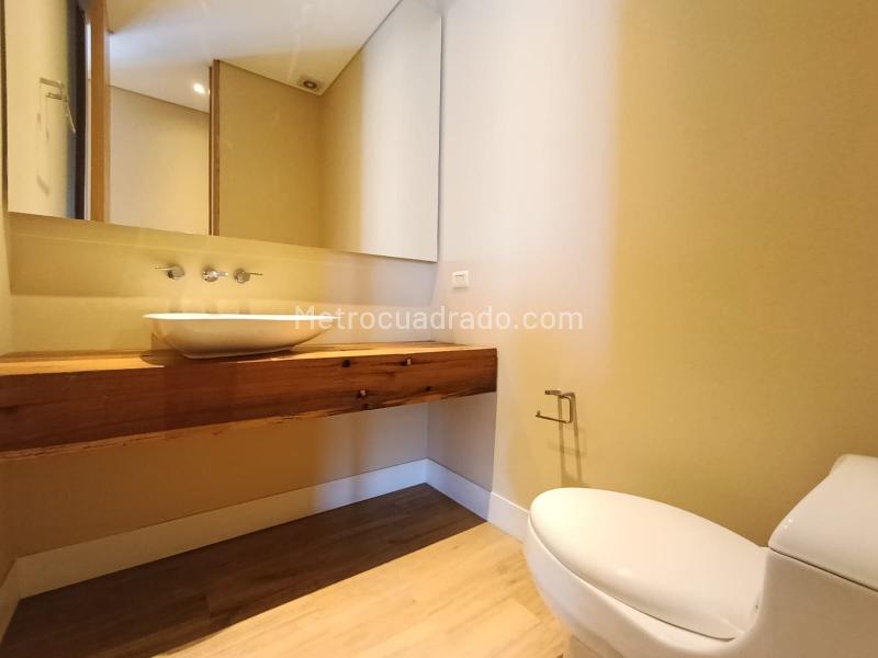 Apartamento de Lujo de 4 Alcobas con Vistas Panorámicas en Las Palmas - 8