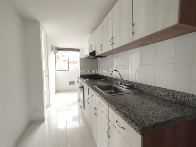 Cozy 3BR Apartment in La Visitacion Los Gonzalez - 7