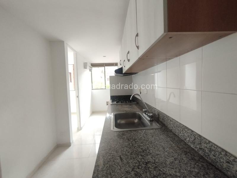 Cozy 3BR Apartment in La Visitacion Los Gonzalez - 9