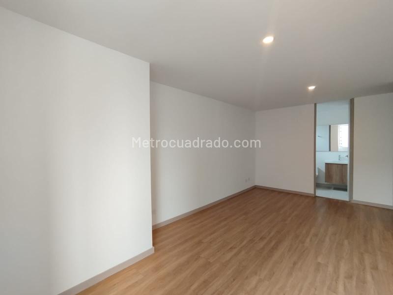 Apartamento Nuevo de 2 Alcobas en Ciudad del Río con Acabados Modernos - 6
