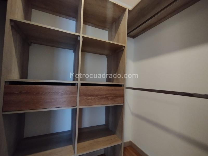 Apartamento Nuevo de 2 Alcobas en Ciudad del Río con Acabados Modernos - 7