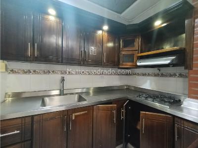 Casa en venta en Malta, Itagüí · foto 4 de 17