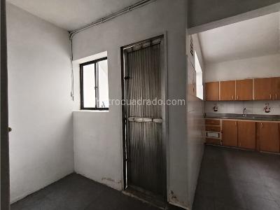 Apartamento en venta en Buenos Aires, Medellín · foto 2 de 14