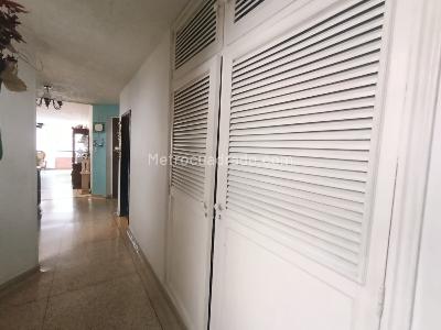 Apartamento de 4 alcobas en arriendo en Estadio, Medellín, 178 m² · foto 10 de 20