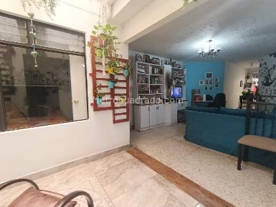 Apartamento de 4 alcobas en arriendo en Estadio, Medellín, 178 m² · foto 19 de 20