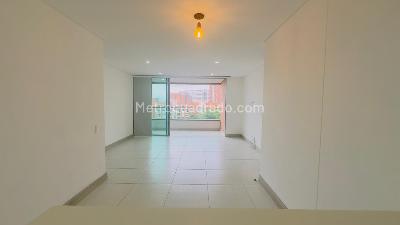 Apartamento de 3 alcobas en arriendo en Cumbres, Envigado, 97 m² · foto 2 de 17