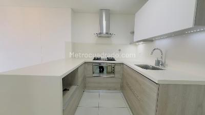 Apartamento de 3 alcobas en arriendo en Cumbres, Envigado, 97 m² · foto 4 de 17