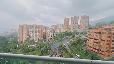 Apartamento de 3 alcobas en arriendo en Cumbres, Envigado, 97 m² · foto 16 de 17