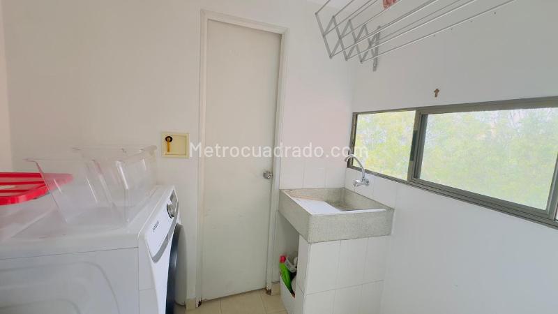 Apartamento Elegante de 2 Alcobas en Los Gonzßlez (El Poblado) - 6