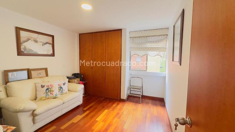 Apartamento Elegante de 2 Alcobas en Los Gonzßlez (El Poblado) - 8