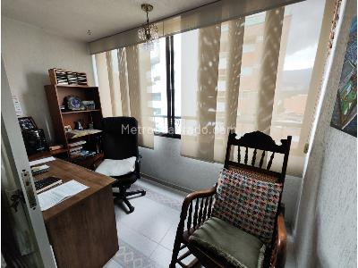 Apartamento de 3 alcobas en venta en Bolivariana, Medellín, 165 m² · foto 9 de 19